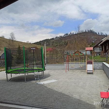 Сімейний Затишок Апартаменти Oryavchyk Exterior foto