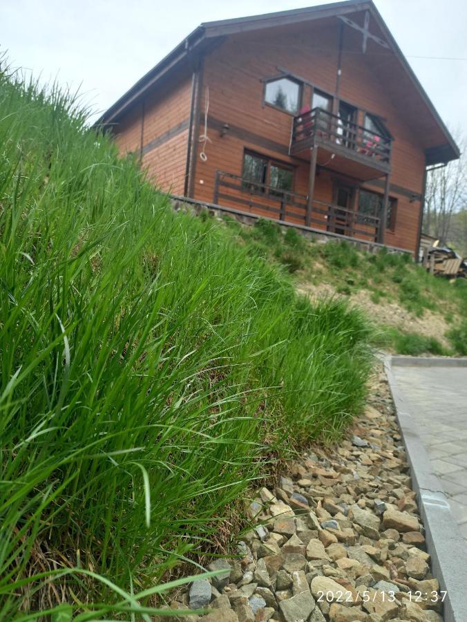 Сімейний Затишок Апартаменти Oryavchyk Exterior foto